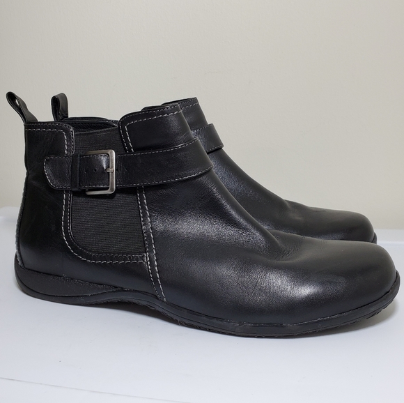 vionic adrie boots